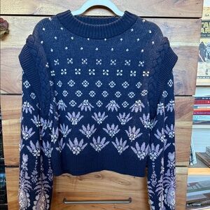 Stunning NWT FARM Rio Dark Blue and Lavender Floral Sweater “Anika Martina”